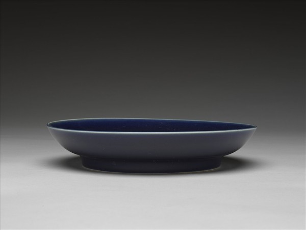 霽青釉盤