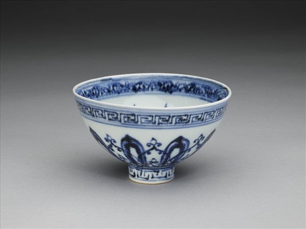 青花幾何花卉紋蓮子碗