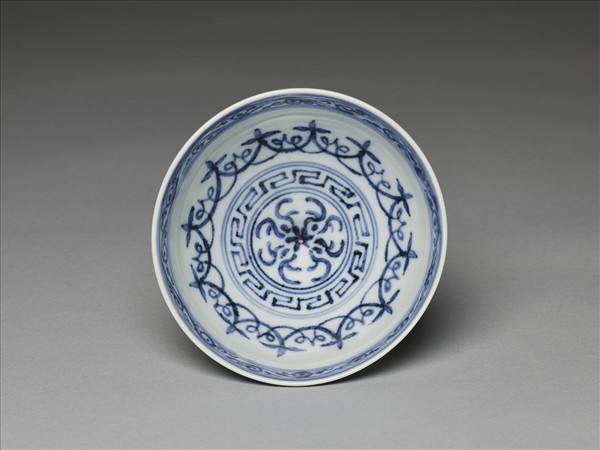青花幾何花卉紋蓮子碗