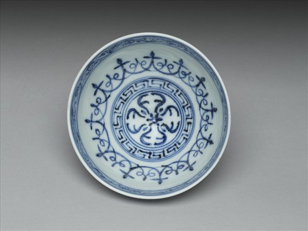 青花幾何花卉紋蓮子碗