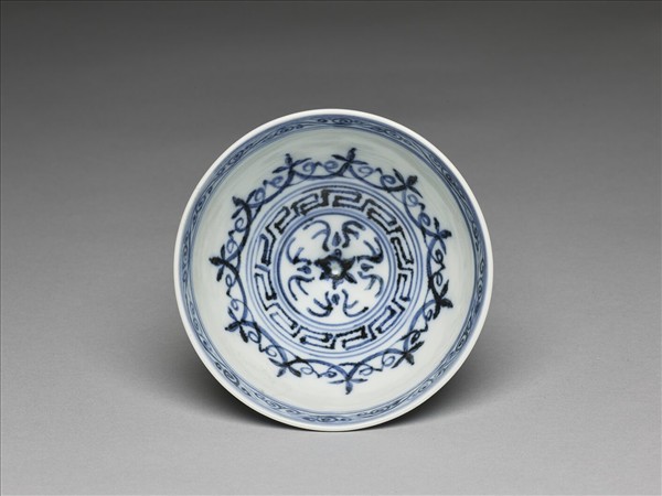 青花幾何花卉紋蓮子碗