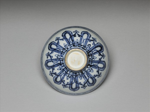 青花幾何花卉紋蓮子碗