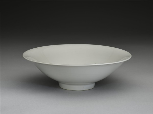 甜白釉碗