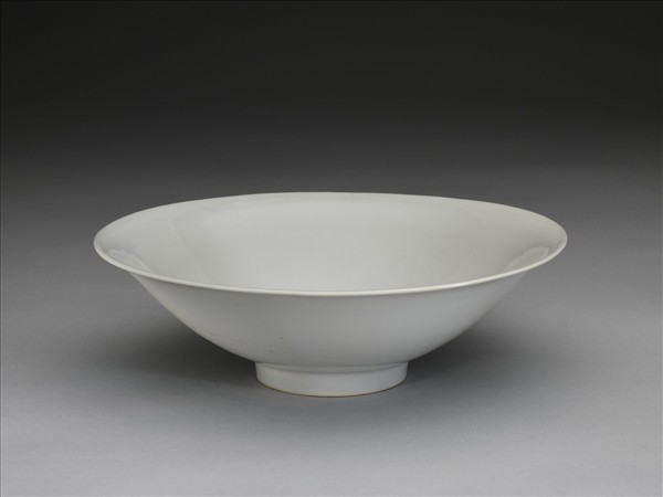 甜白釉碗