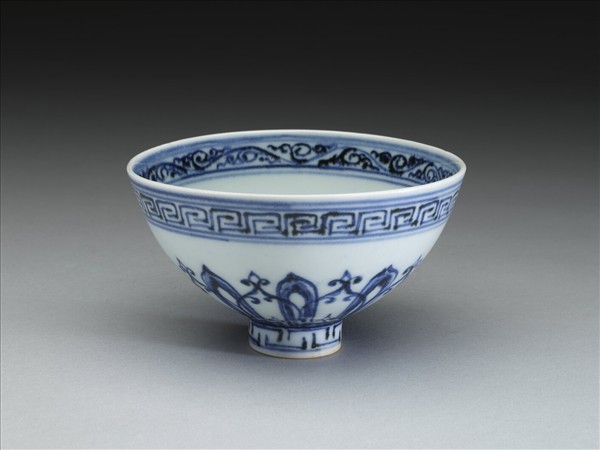 青花幾何花卉紋蓮子碗