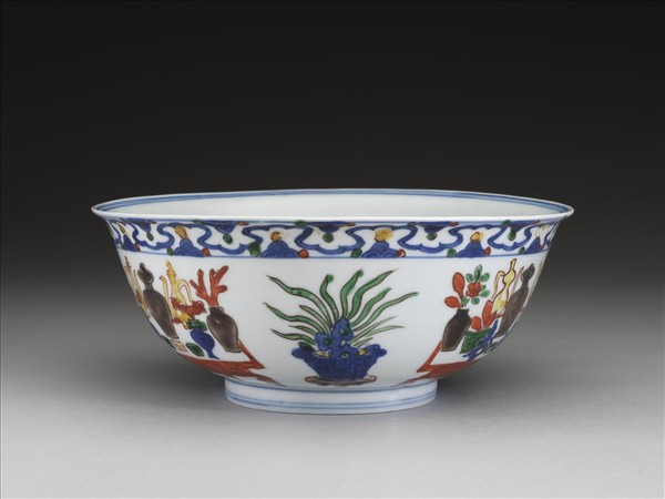 五彩博古花卉紋碗