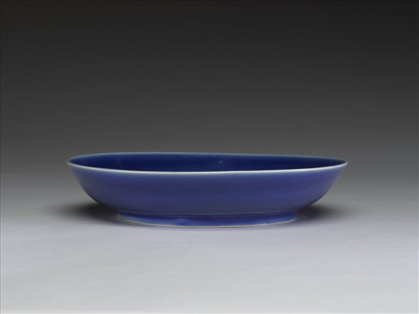 霽青釉盤