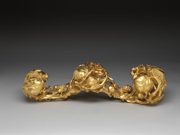 木胎金漆三多如意