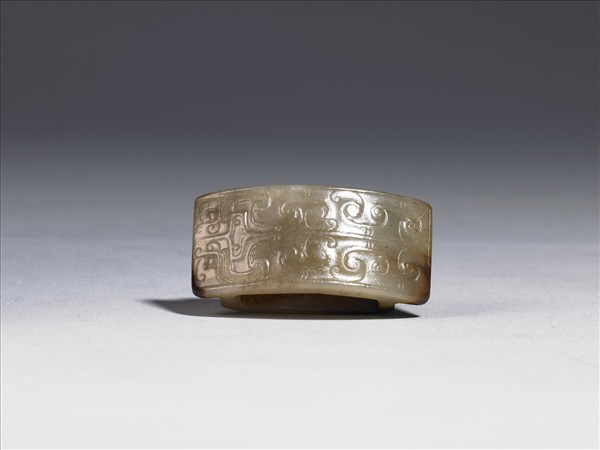 龍紋玉韘形佩- 故宮