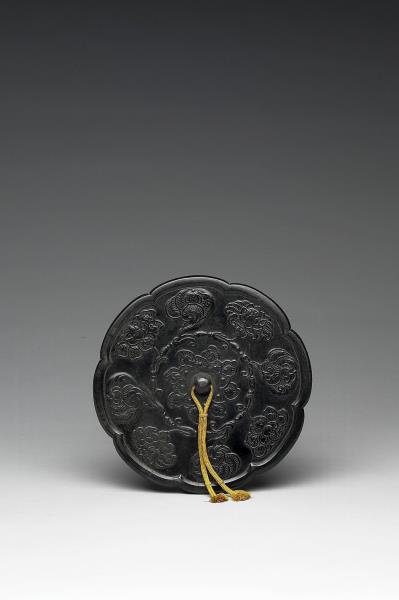 連枝寶相花紋葵花鏡