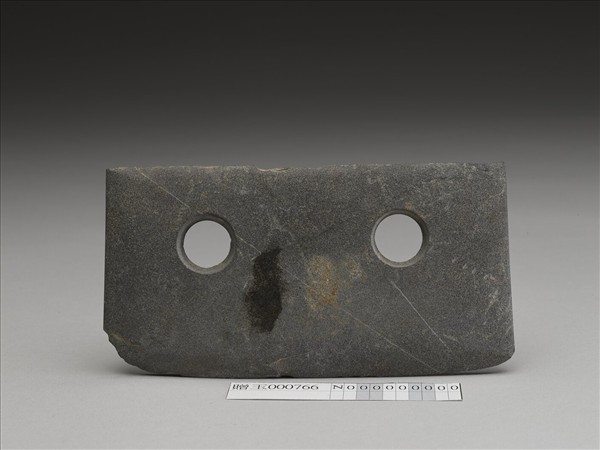 雙孔石刀