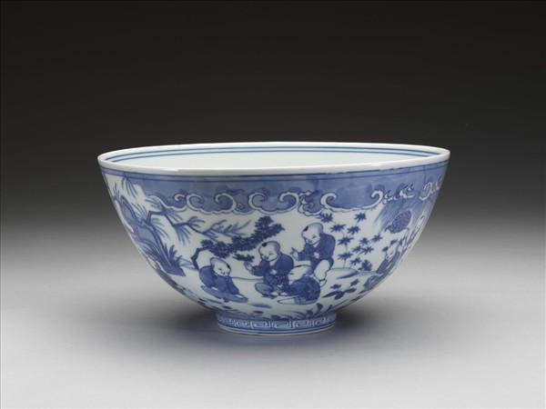 青花嬰戲圖碗