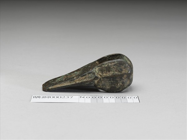 鄂爾多斯青銅斧