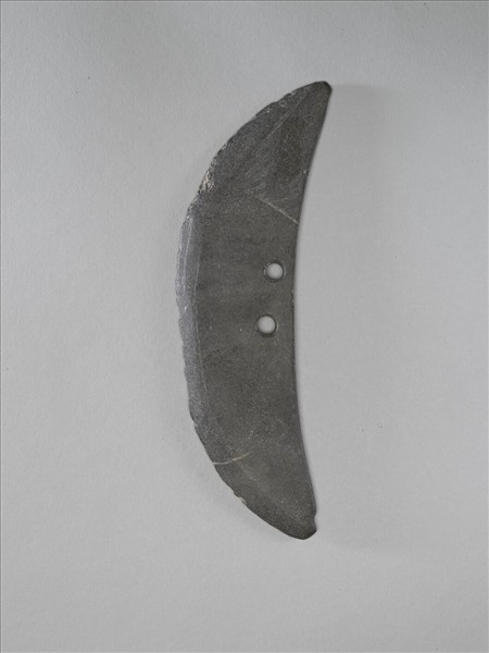 石半月形刀