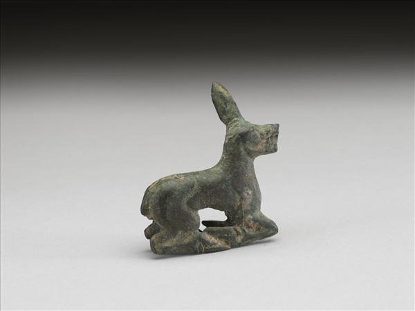 青銅臥鹿