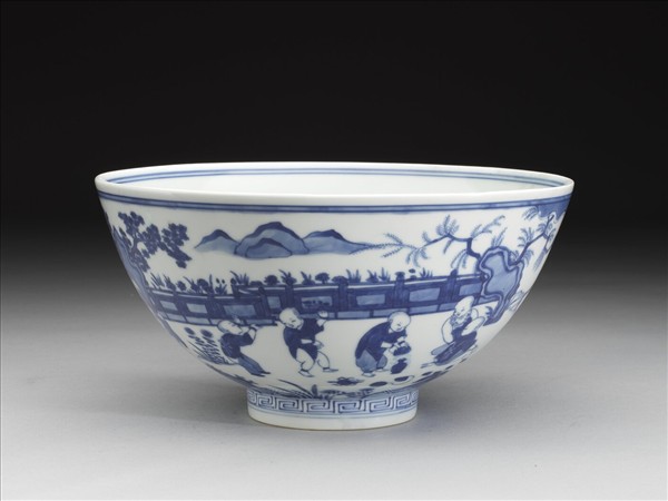 青花嬰戲圖碗