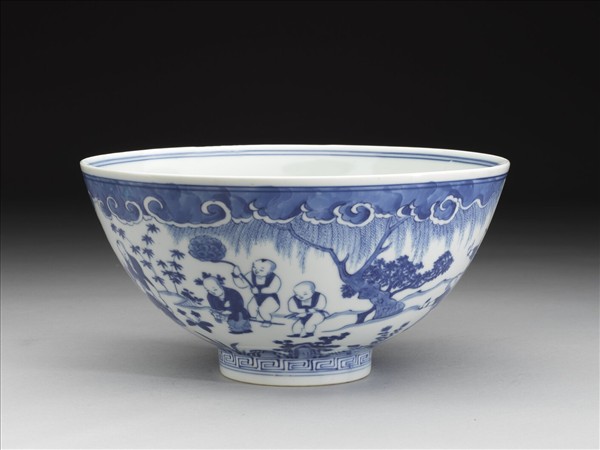 青花嬰戲圖碗