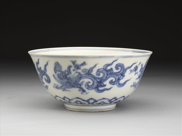 青花夔龍紋碗