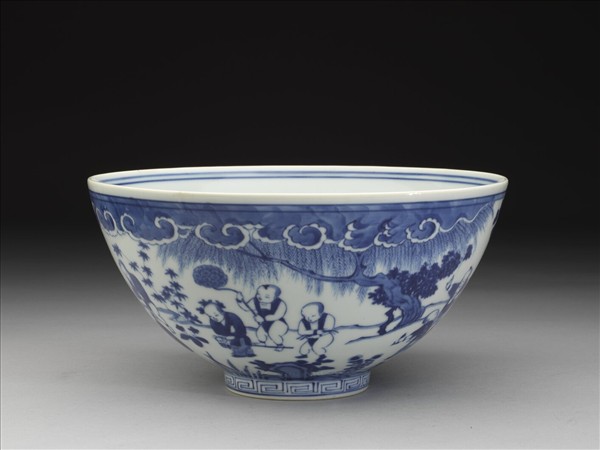 青花嬰戲圖碗