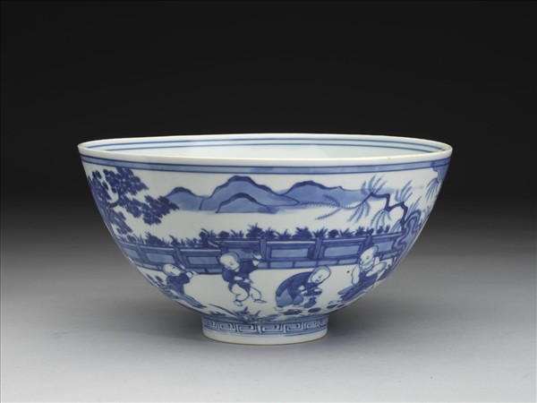 青花嬰戲圖碗