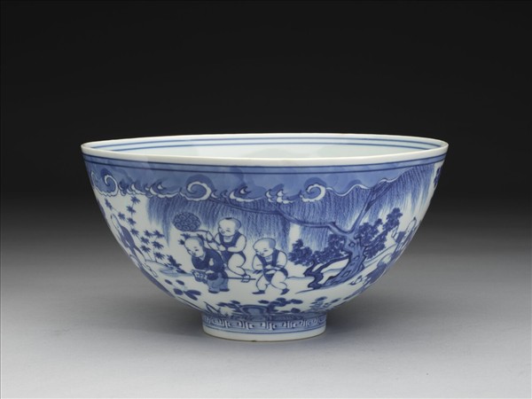 青花嬰戲圖碗