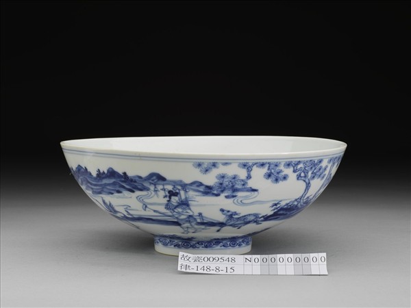 青花山水仕女圖碗