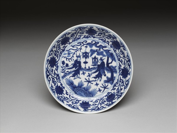 青花人物番蓮紋盤