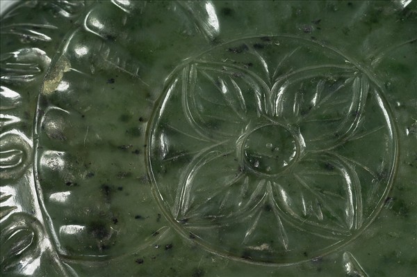 玉花口花蕾柄碗