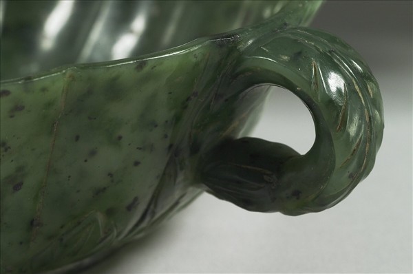 玉花口花蕾柄碗