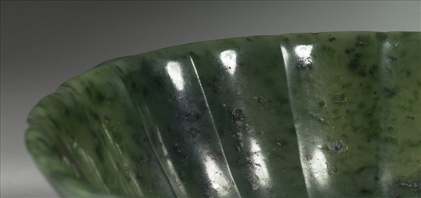 玉花口花蕾柄碗