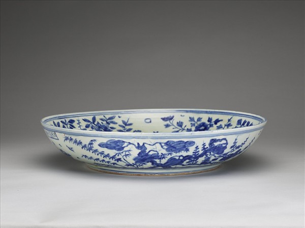 青花花卉大盤