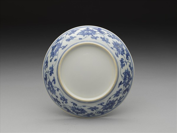 青花番蓮紋盤