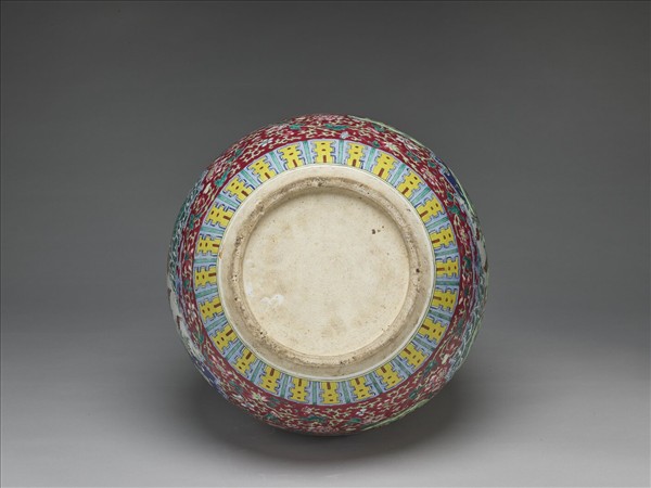 粉彩紅地花鳥福壽紋葫蘆瓶