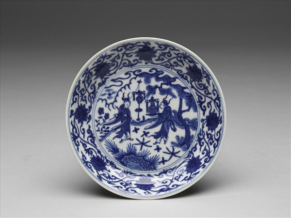 青花人物番蓮紋盤