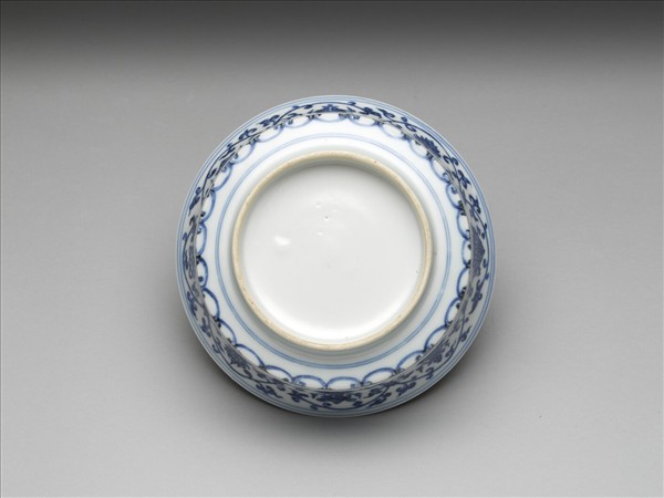 青花番蓮八寶合碗