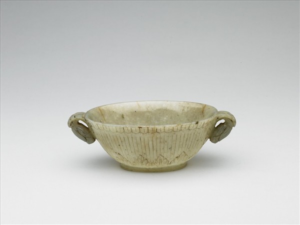 玉平口花蕾形雙柄碗