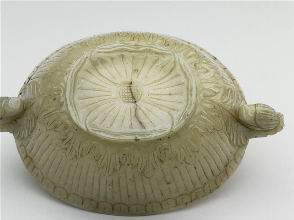 玉平口花蕾形雙柄碗