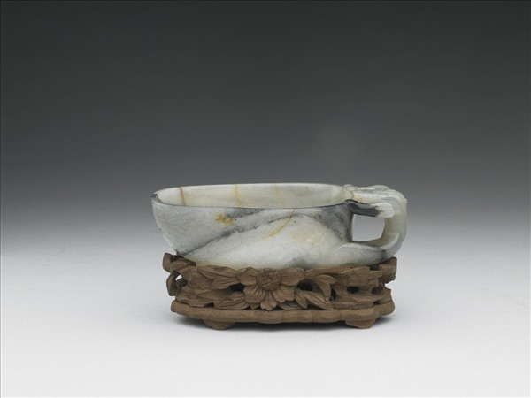 玉「福壽無疆」螭耳水盛