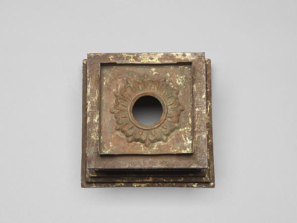 鍍金銅板舍利塔