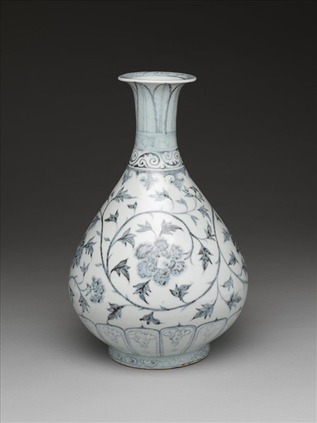 青花牡丹紋玉壺春瓶