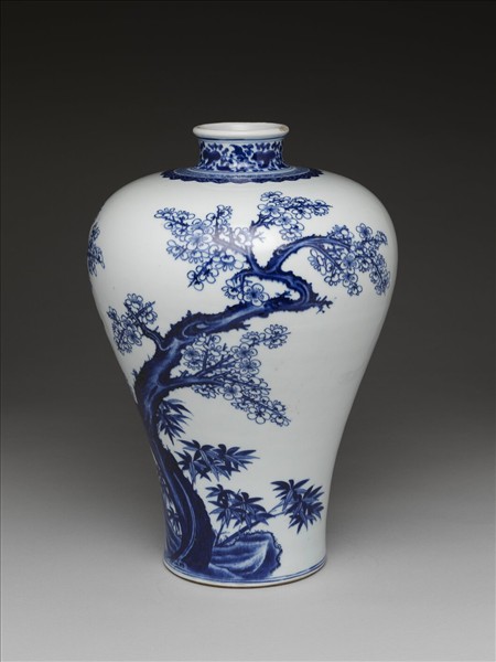 青花梅鵲紋梅瓶