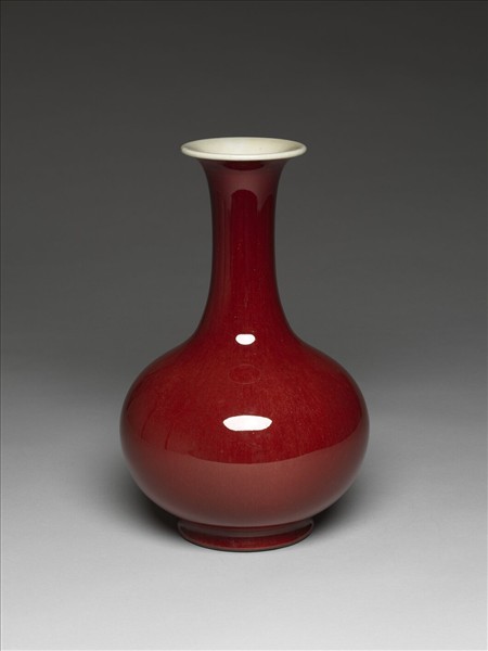 霽紅釉瓶