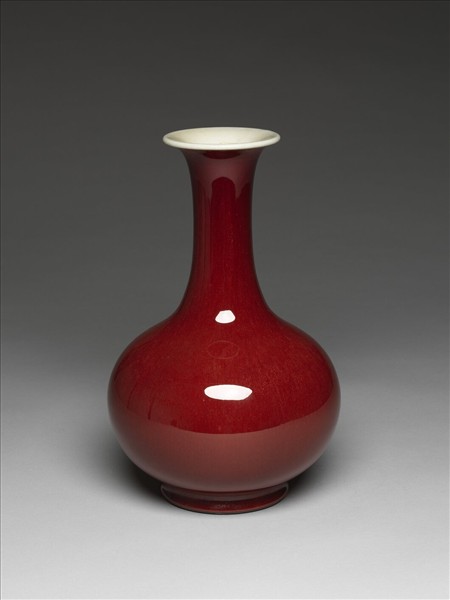 霽紅釉瓶
