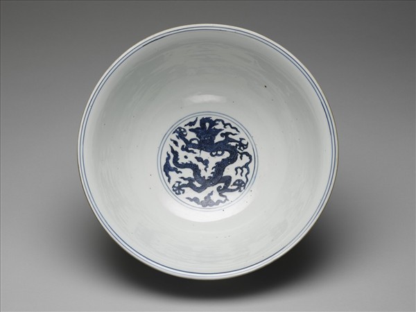 青花八卦雲鶴紋碗