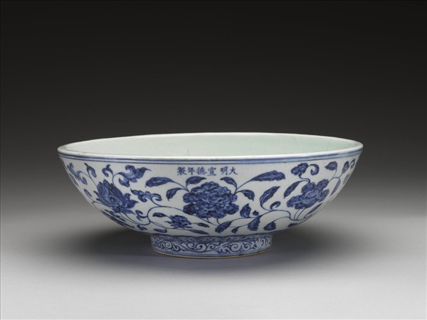 青花四季花卉紋碗