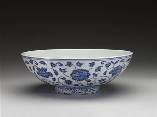 青花四季花卉紋碗