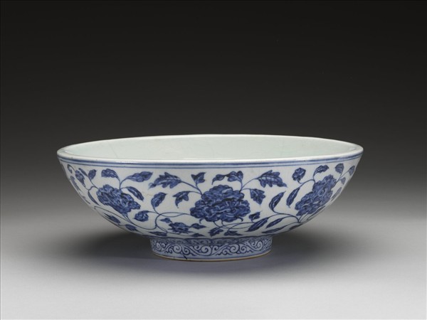 青花四季花卉紋碗