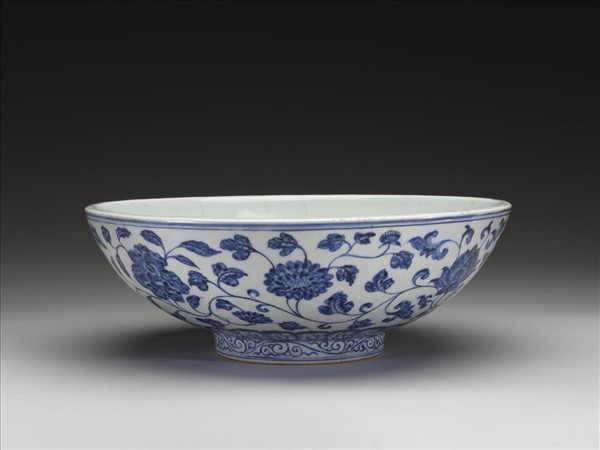 青花四季花卉紋碗