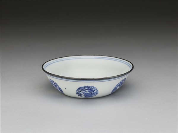青花團鳳紋碗
