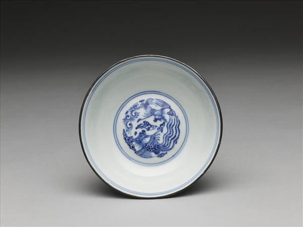 青花團鳳紋碗